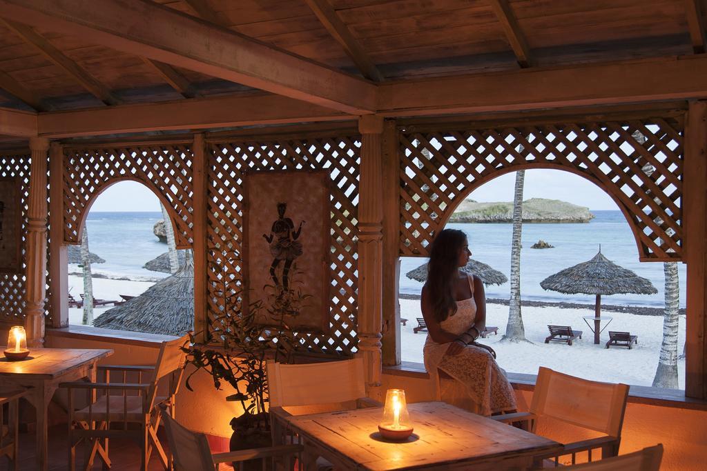 Crystal Bay Resort Watamu Exterior photo